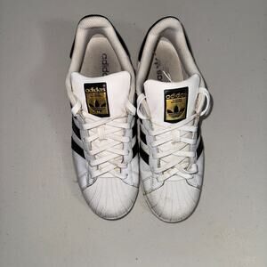 Adidas Superstar Mens 8.5 Sneakers Classic Casual Everyday Retro C771124